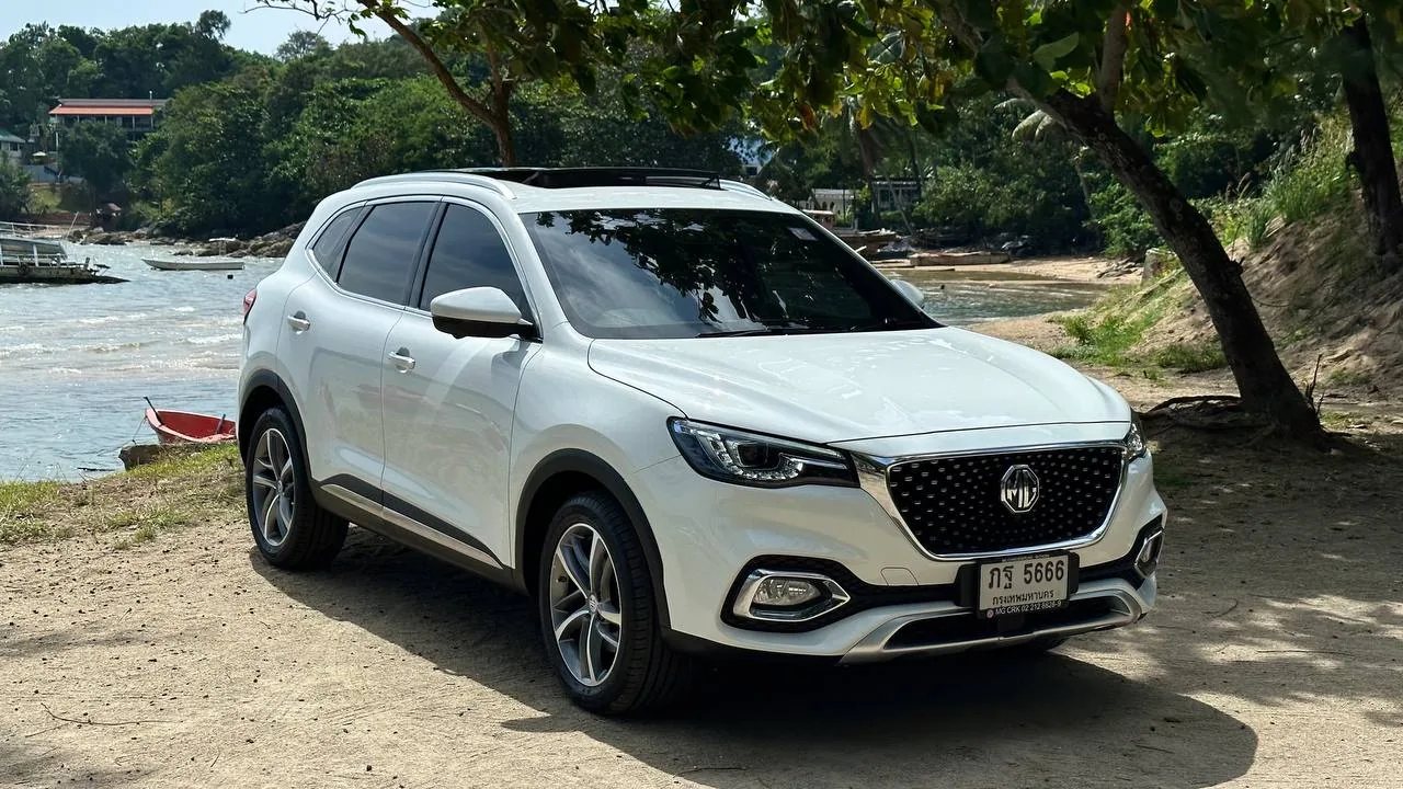 Car driving lesson in Phuket, automatic transmission