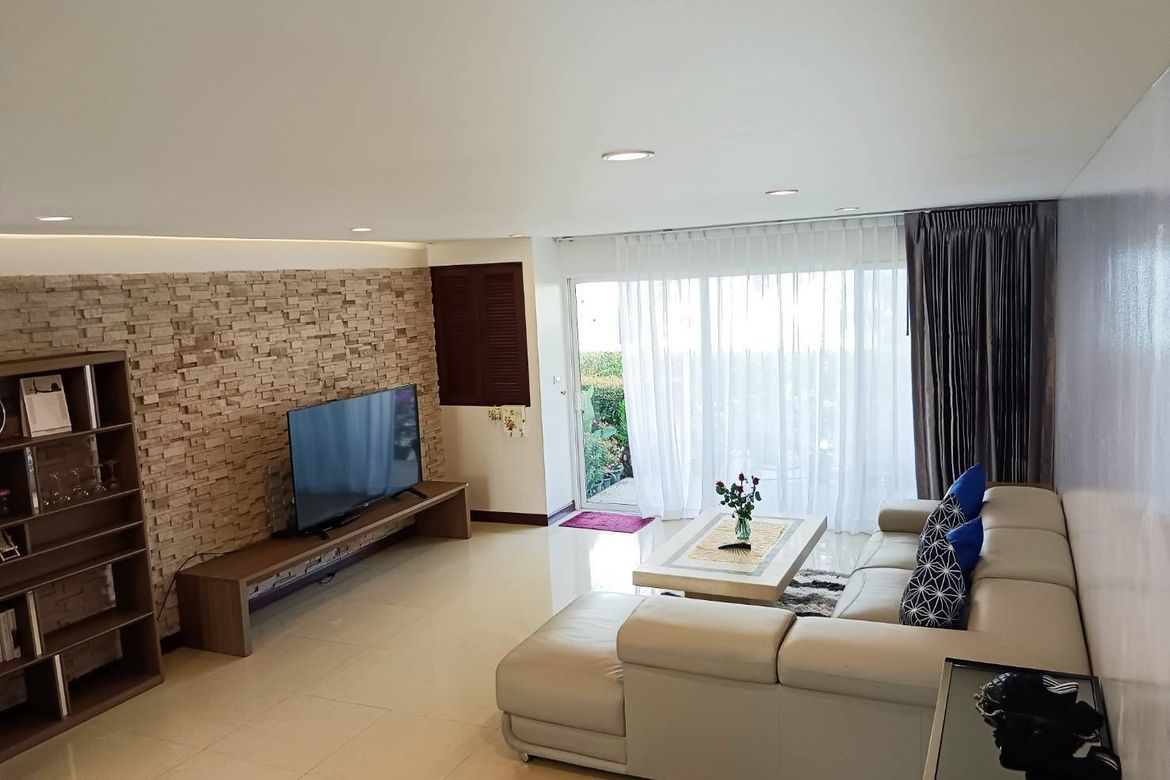 3-Bedroom Townhouse for Rent at AP Grand Residence, Kamala — фото 10