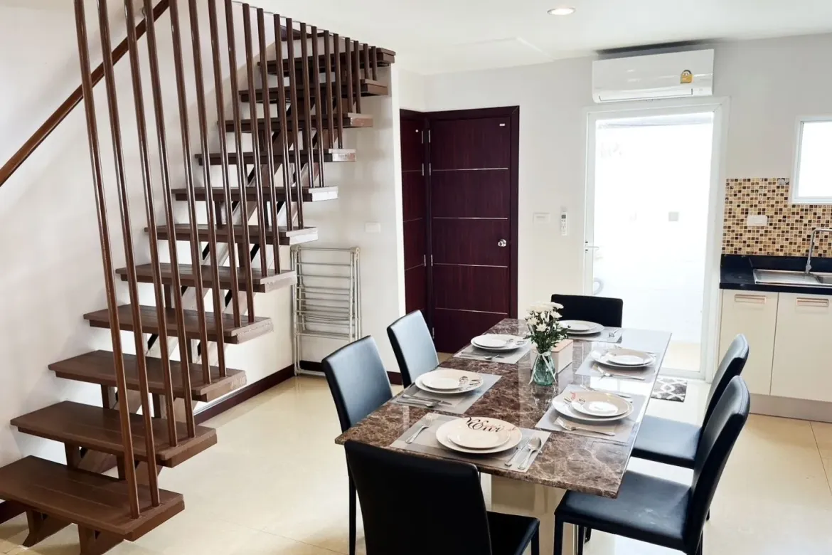 3-Bedroom Townhouse for Rent at AP Grand Residence, Kamala — фото 7