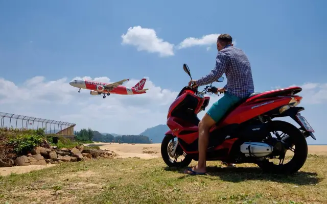 Private Motorbike Tour of Phuket with a Local Guide