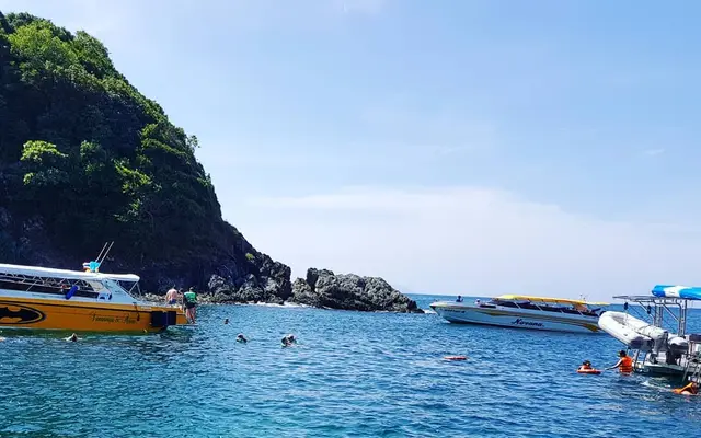 Phi Phi Islands Tour from Phuket: Maya Bay, Pileh Lagoon & More